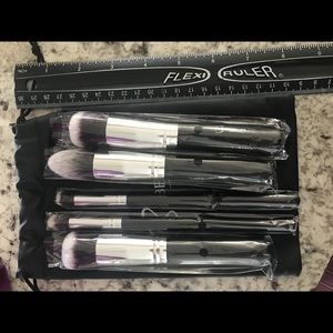 Make up brushes